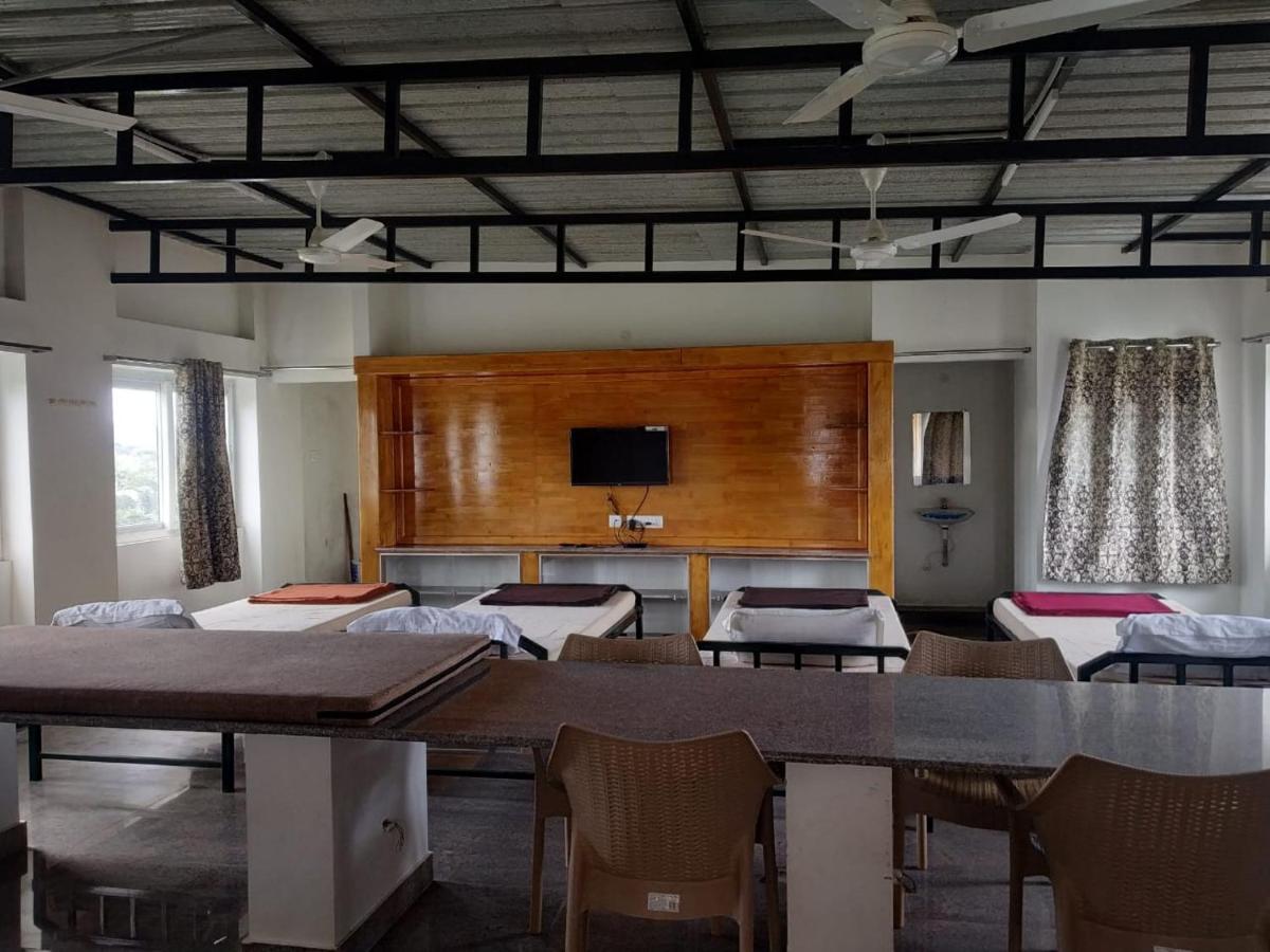 Thirumala Inn Yelagiri Zewnętrze zdjęcie